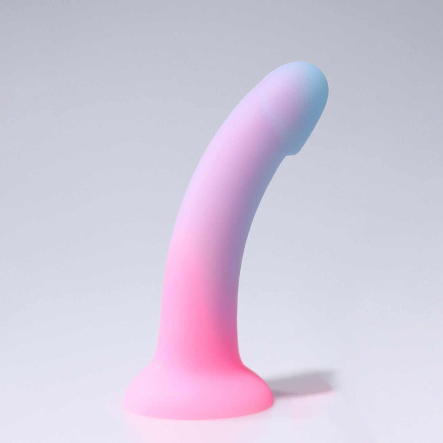 Gode ​​réaliste en silicone liquide Loviss, pénis dégradé de couleur pour sexe vaginal et anal avec harnais à sangle compatible avec ventouse